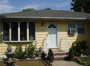 1296 Rahway Ave, Avenel, NJ 07001