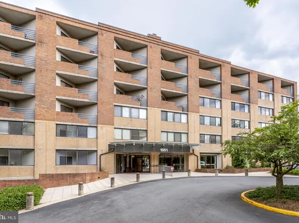 1951 Sagewood Ln APT 407, Reston, VA 20191
