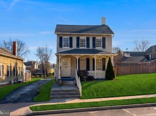 245 W Market St, Leesburg, VA