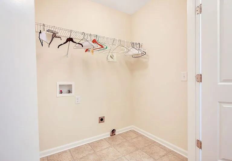 285 Cantle Dr — Photo 31