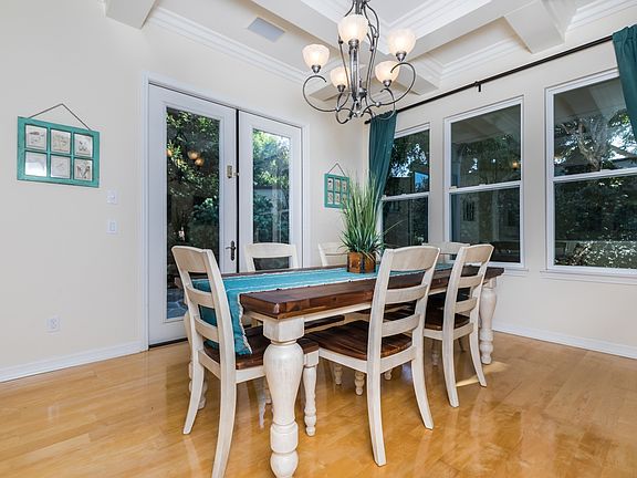 4th image of 13704 Rosecroft Way