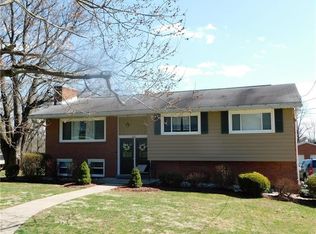 341 Willow Crossing Rd, Greensburg, PA 15601