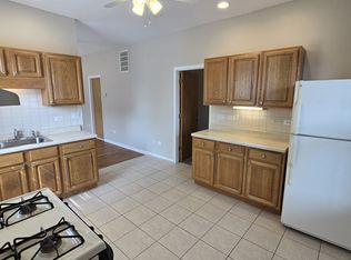 1225 W Grand Avenue # FL 2ND, Chicago, IL 60642