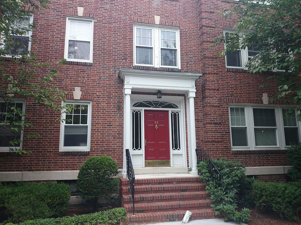 2nd image of 22 Alton Ct #1