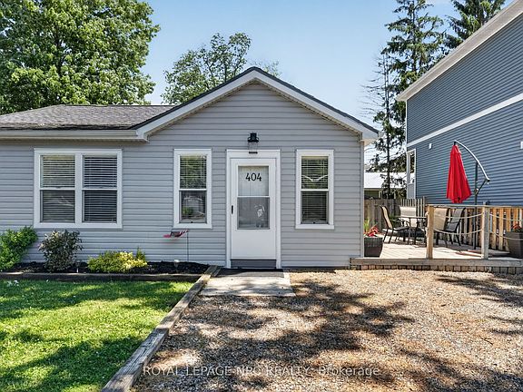 3rd image of 404 Lakewood Ave
