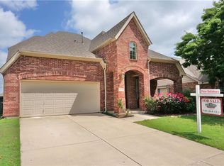 5704 Meadowglen Dr, Argyle, TX 76226