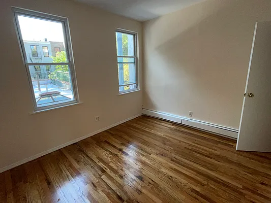 Rented by Fifth & Forever LLC | media 34