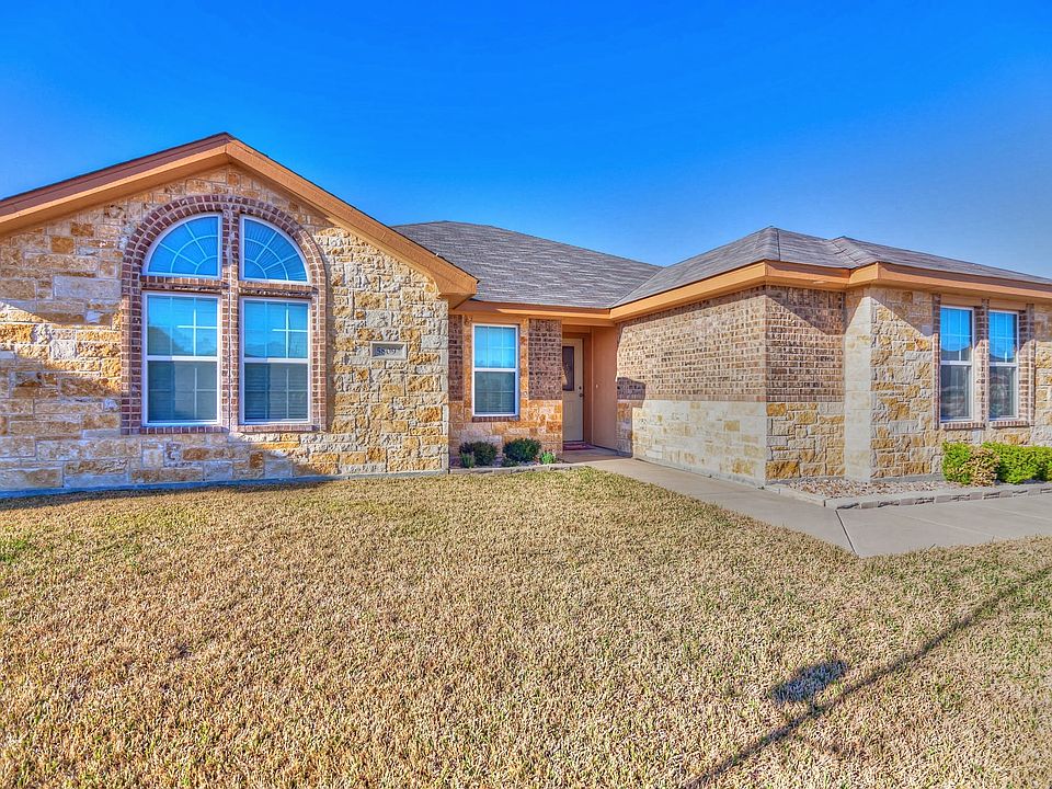 1st image of 5809 Turquoise Dr