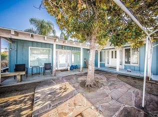 22650 Victory Blvd, Woodland Hills, CA 91367