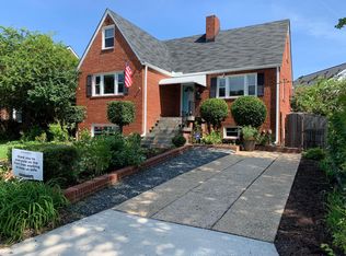 206 E Braddock Rd, Alexandria, VA 22301