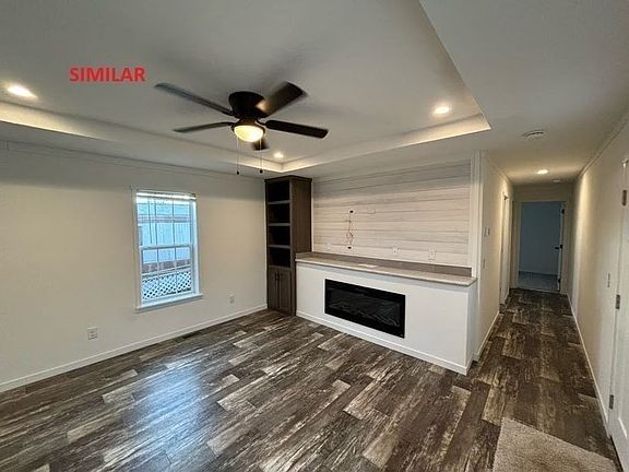 2nd image of 557 SW Cutoff #83