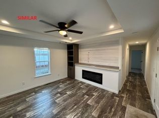 557 SW Cutoff #130, Auburn, MA 01501