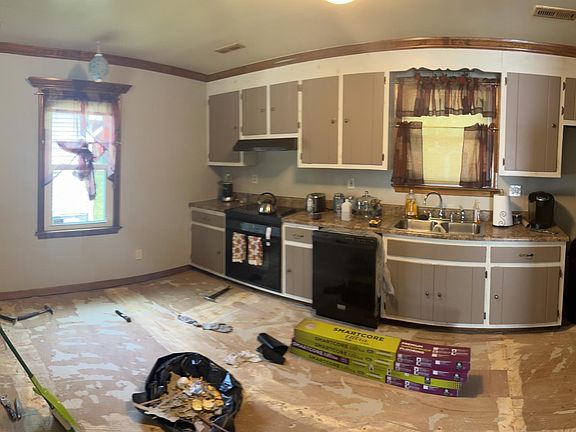 4th image of 2735 Clearfield St