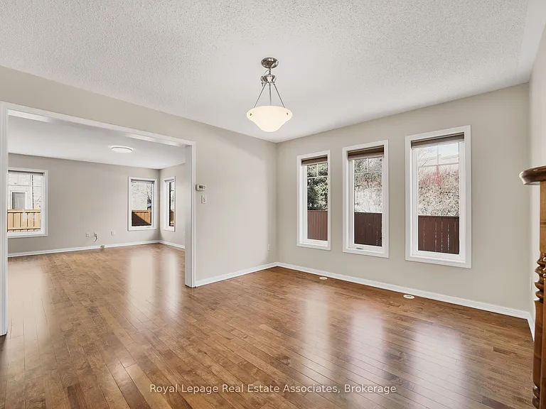 34 McCandless Ct — Photo 10