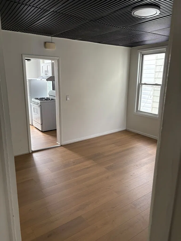 2 bed, 1000 sqft, $1,950 — Photo 4