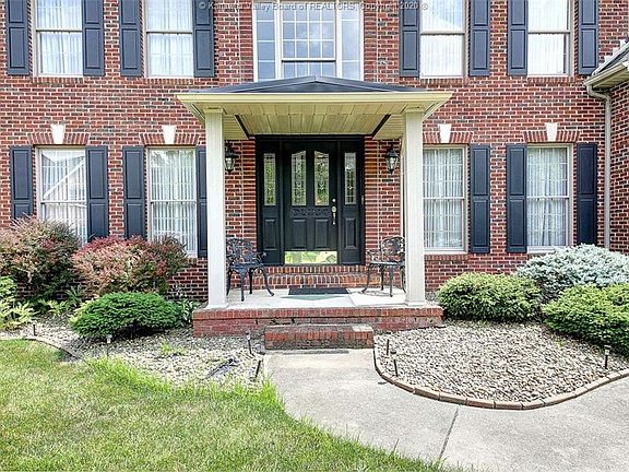 4th image of 135 Glenwood Ln