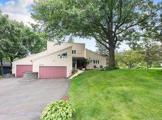 3129 18th St NW, New Brighton, MN 55112