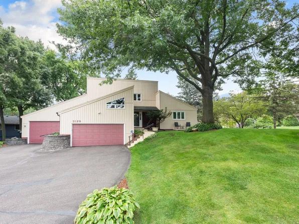 3129 18th St NW, New Brighton, MN 55112