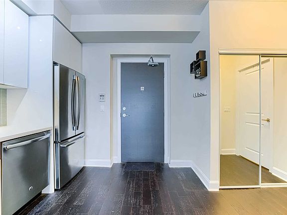 4th image of 33 Shore Breeze Dr #1307