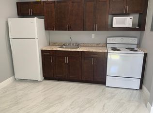 85 W 10th St #1W, Hialeah, FL 33010