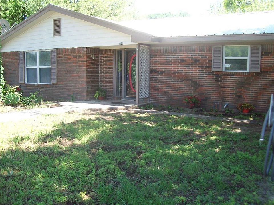 1st image of 229 Avolyn Ave