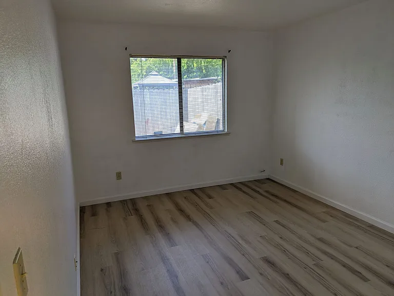 2377 Alta Garden Ln — Photo 7