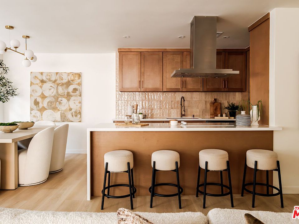 1st image of 10701 Wilshire Blvd APT 306