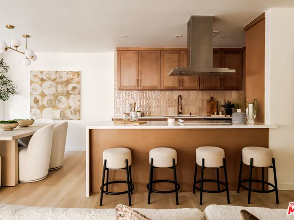 10701 Wilshire Blvd APT 306, Los Angeles, CA 90024