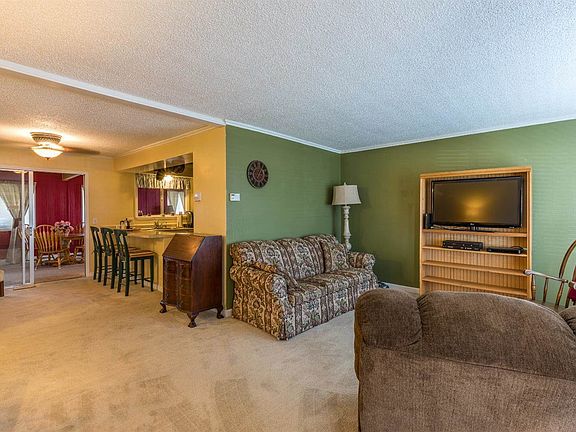 4th image of 114 Isle Royale Cir
