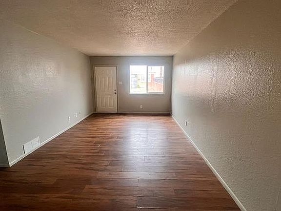 5th image of 419 Dallas St SE #1-4
