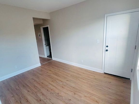 3rd image of 67 Oak St #2B-1BA-720SQFT