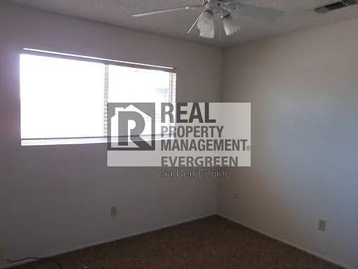 3 bed, 2.0 bath, 1252 sqft, $1,795 — Photo 4