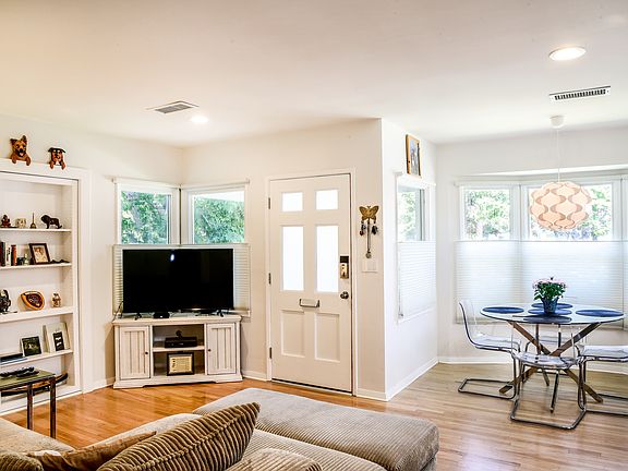 4th image of 1531 Glyndon Ave