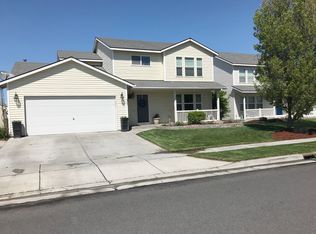 1345 NE Gladys Dr, Hermiston, OR 97838