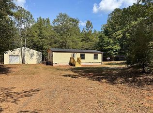 1663 Smith Rd, Forsyth, GA 31029