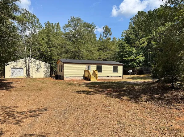 1663 Smith Rd, Forsyth, GA 31029