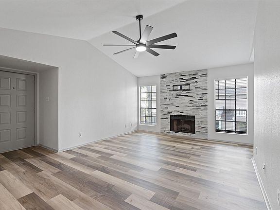 4th image of 14911 Wunderlich Dr APT 1706