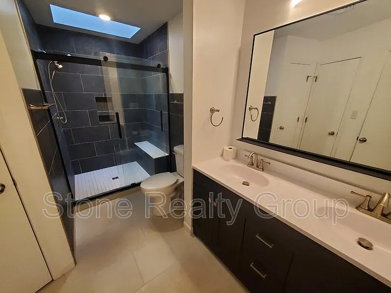 362 White Oak Ln — Photo 7