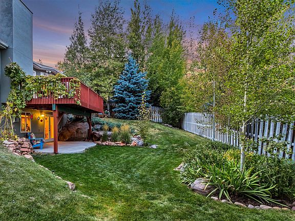 3rd image of 8013 Springshire Dr