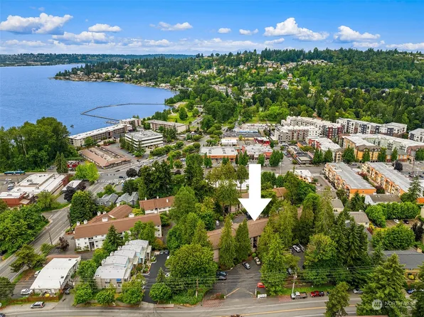 11641 100th Avenue NE #B6, Kirkland, WA 98034