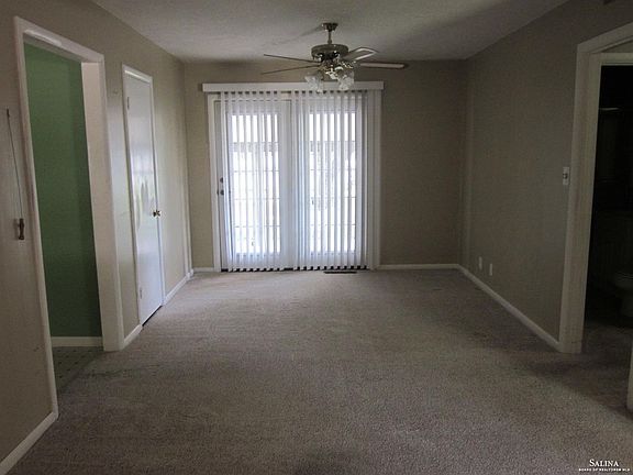 4th image of 851 Plaza Dr