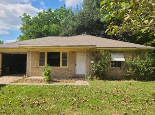 1006 Largo St, Baytown, TX 77520