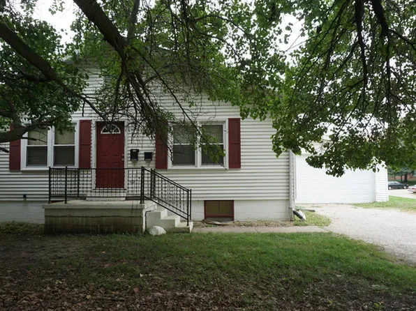1506 Philo Rd, Urbana, IL 61802