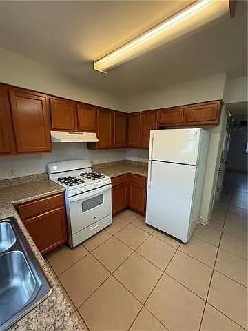 3612 Laplace St — Photo 6