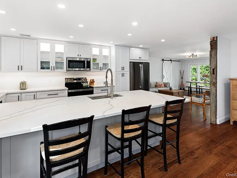 9 S Shore Dr — Photo 7