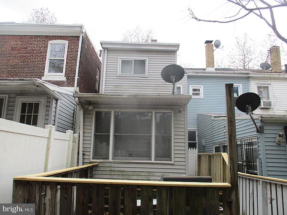 3rd image of 122 Hewitt St