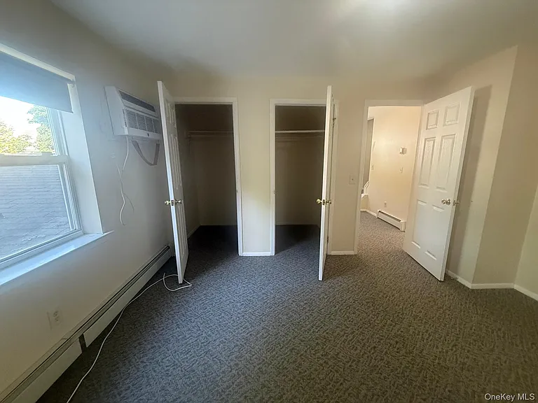 60 Columbia Ave — Photo 16