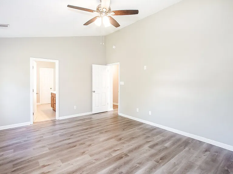 9705 Avensong Crossing Dr — Photo 10