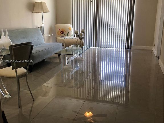 5th image of 8040 N Sunrise Lakes Dr #212