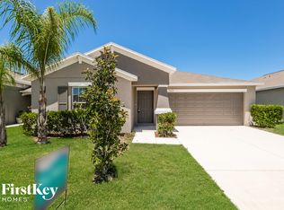 2037 Broad Winged Hawk Dr, Ruskin, FL 33570